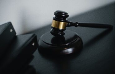 АДВОКАТ ПРОСИТЬ У СУДУ ЗАСУДИТИ ПРОКУРОРА ГЕНЕРАЛЬНОЇ ПРОКУРАТУРИ ДО 8 РОКІВ ПОЗБАВЛЕННЯ ВОЛІ!!!! АДВОКАТ ПРОСИТЬ У СУДУ ЗАСУДИТИ ПРОКУРОРА ГЕНЕРАЛЬНОЇ ПРОКУРАТУРИ ДО 8 РОКІВ ПОЗБАВЛЕННЯ ВОЛІ!!!!